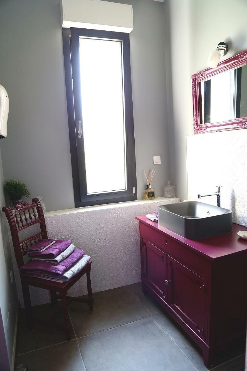 אביניון Maison D'Hotes "L'Atelier" מראה חיצוני תמונה