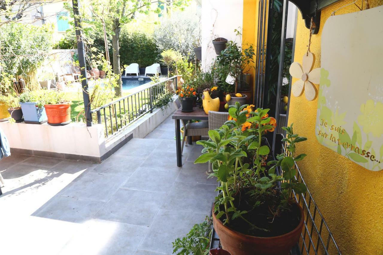 אביניון Maison D'Hotes "L'Atelier" מראה חיצוני תמונה